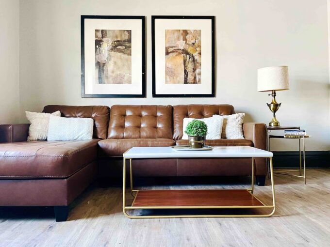 The Washington B – Elegant Downtown Apartment